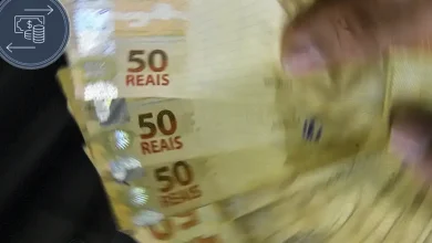 Receita Federal libera R$ 10 bilhões em restituições do Imposto de Renda 2025, beneficiando 7,2 milhões de contribuintes. Terceiro lote histórico com devoluções de anos anteriores e prioridade para aposentados, deficientes e professores. Confira se você está no grupo!