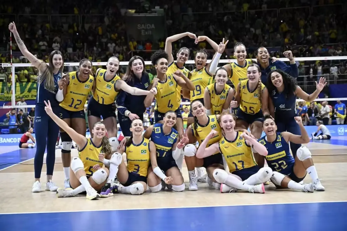 Comitê Brasileiro de Clubes ultrapassa R$ 60 milhões em investimentos no voleibol, apoiando desenvolvimento do esporte e formação de jovens talentos, com foco em competições internacionais e melhoria de infraestrutura.
