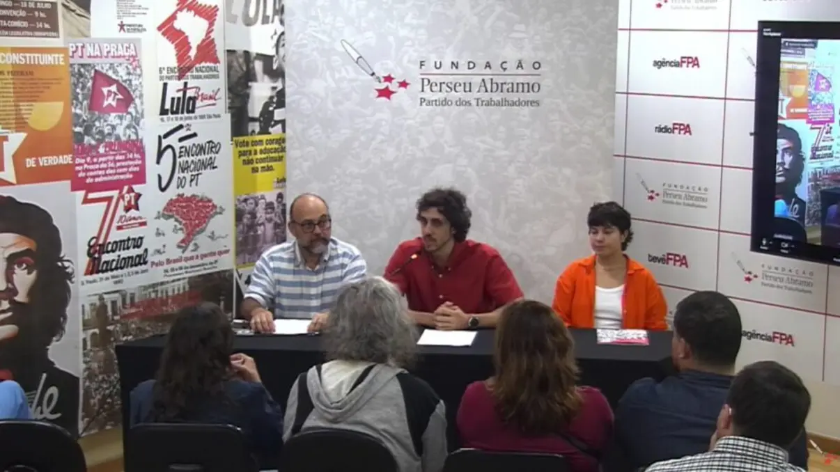 Fundação do PT lança curso em Unicamp, criticado por violar princípios constitucionais, separação entre Estado e religião e política e administração pública, gerando dúvidas sobre uso indevido de recursos públicos e imoralidade administrativa.