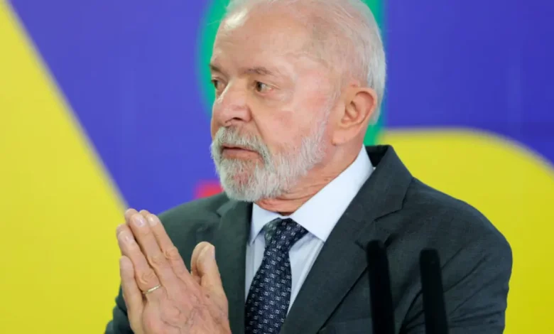 Reprovação a Lula em SP cai para 58,2%, mas 48% avaliam governo como ruim ou péssimo 1 Pesquisa do Instituto Paraná Pesquisas mostra 58,2% de reprovação ao governo Lula em São Paulo, redução de 4,2 pontos em relação a julho. Apesar da queda, 48% dos paulistas avaliam a administração como "ruim" ou "péssima".