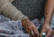 Ministério da Justiça e Segurança Pública e Fiocruz abrem inscrições para o curso gratuito "Gente no Centro da Política sobre Drogas". Capacitação online com 2 mil vagas para profissionais de saúde, assistência social, justiça e demais áreas. Inscrições até 21/09 no gov.br/mj.