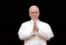 Papa Leão XIV pede paz na Ucrânia e em Gaza, em meio ao aniversário do bombardeio de Hiroshima. Líderes globais se reúnem para lembrar da tragédia e renovar o compromisso com a paz mundial.