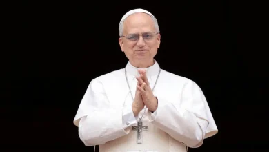 Papa Leão XIV pede paz na Ucrânia e em Gaza, em meio ao aniversário do bombardeio de Hiroshima. Líderes globais se reúnem para lembrar da tragédia e renovar o compromisso com a paz mundial.