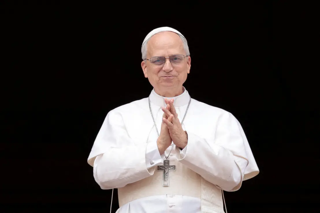 Papa Leão XIV pede paz na Ucrânia e em Gaza, em meio ao aniversário do bombardeio de Hiroshima. Líderes globais se reúnem para lembrar da tragédia e renovar o compromisso com a paz mundial.