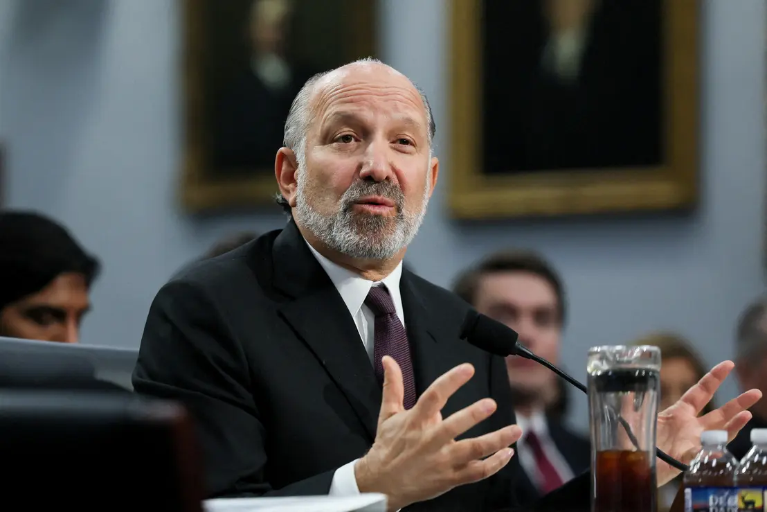 US Trade Secretary Howard Lutnick hints at possible extension of China trade deal deadline, citing ongoing negotiations and revenue from existing tariffs. While tariffs generate significant income, Lutnick stresses the need for a mutually beneficial agreement that protects American interests and fosters global economic growth.