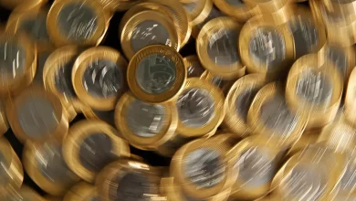 Governo federal registra déficit primário de R$ 59,124 bilhões em julho de 2025, excluindo juros da dívida. Dados do Tesouro Nacional mostram a diferença entre receitas e despesas correntes.