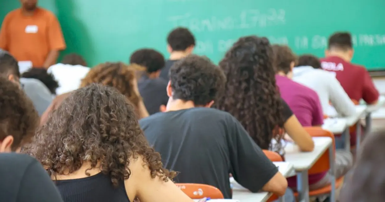 Vestibular USP 2026 aberto! 8.147 vagas para você conquistar uma carreira promissora. Não perca a chance de fazer parte da renomada instituição. Inscreva-se agora!