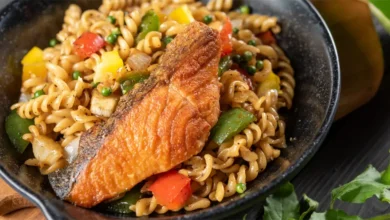 Projeto Pescado para Saúde promove o consumo de pescado com materiais gratuitos: livro, cartilha e gibi! Descubra os benefícios do pescado e como incluí-lo na dieta de forma saudável em todas as fases da vida. Baixe o manual gratuito online e alimente-se bem!