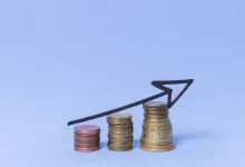 Aprenda a investir em dividendos e construa uma carteira de renda passiva. Curso gratuito do InfoMoney e XP Investimentos ensina a identificar empresas com dividendos consistentes, analisar indicadores financeiros e calcular o potencial de retorno.