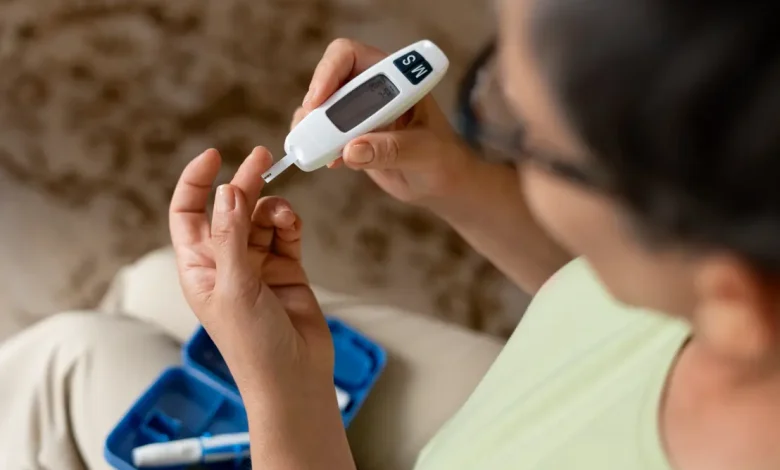 EMS lança caneta injetável inovadora para tratamento da obesidade e diabetes a partir de 4 de abril. Tecnologia prática e eficaz para controle de peso e açúcar no sangue.