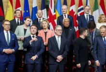 Líderes da Coalizão de Voluntários que apoiam a Ucrânia se reuniram para alinhar posições antes de visitar Washington, onde discutirão os resultados do encontro entre Trump e Putin. A reunião abordou temas como fim das hostilidades, sanções à Rússia e soberania ucraniana.