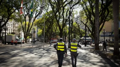 60% das cidades paulistas registraram zero homicídios no primeiro semestre de 2023, mostrando redução histórica de 33% em uma década. São Paulo caminha para um estado mais seguro com o esforço conjunto de autoridades e sociedade.
