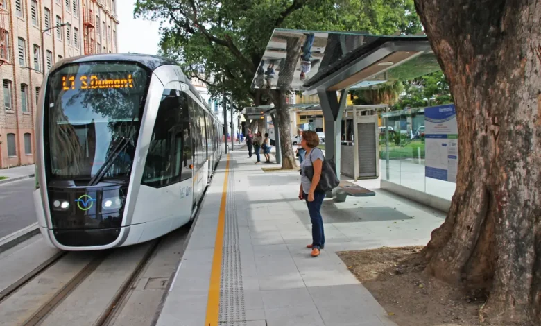 Estudo revela potencial para expansão de transporte público em 21 maiores regiões metropolitanas do Brasil, com aumento de 2,5 mil km de redes. Investimento crucial para mobilidade urbana, qualidade de vida e desenvolvimento sustentável.