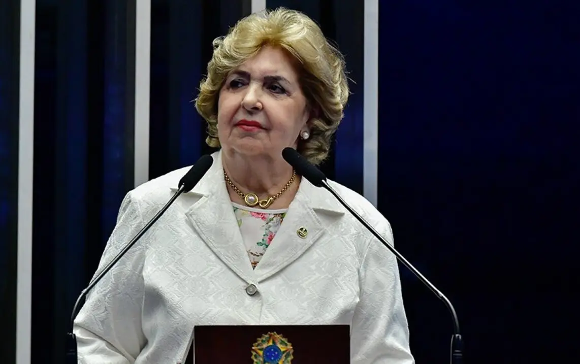 Senadora Ivete Marli Appel da Silveira (MDB-SC) justifica apoio ao impeachment do ministro Alexandre de Moraes, argumentando que a decisão se baseia em fatos e não em ataques pessoais. O pedido de impeachment agora conta com 39 votos no Senado.