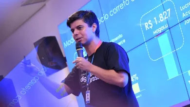 Magazine Luiza CEO Frederico Trajano destaca a importância de margens disciplinadas nos próximos 12 meses, considerando a alta Selic e o cenário econômico desafiador.