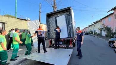 Governo de São Paulo anuncia pacote de auxílio para famílias vítimas do incêndio na Vila Gilda, em Santos. 416 novas casas, auxílio social e ajuda humanitária emergencial serão oferecidos para reconstruir a vida da comunidade.