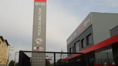 Governo estadual inaugura nova sede do 26° Batalhão do Interior em Mogi Guaçu. Unidade policial registra resultados excepcionais no combate à criminalidade, com redução histórica de roubos e homicídios na região de Campinas. A nova infraestrutura modernizada visa otimizar o desempenho e garantir a segurança da população.