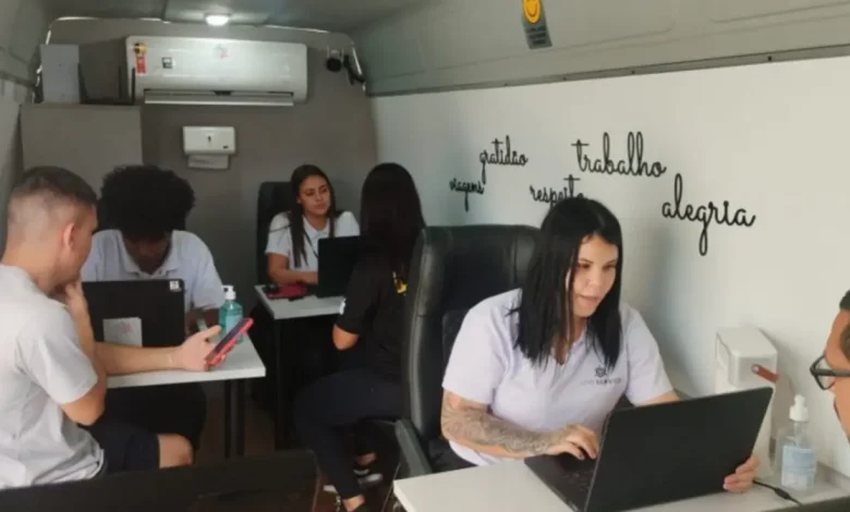 Agência SP leva serviços essenciais à população com "Cidadania Itinerante" em 5 cidades do interior paulista. Agende sua senha e garanta acesso a documentos e informações importantes.