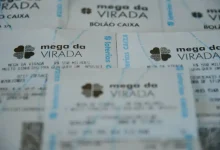Mega-da-Virada 2024: prêmio de R$ 40 milhões anima o Rio de Janeiro. Casas lotéricas lotadas, sonhos de enriquecimento e a esperança de mudar a vida. Último dia para apostar!