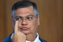 STF decide que sanções estrangeiras não podem ser aplicadas a brasileiros sem respaldo legal. Decisão de Flávio Dino se refere ao caso da Lei Magnitsky e reforça a soberania nacional.