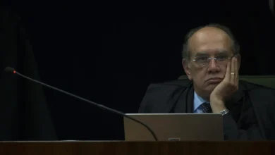 Ministro Gilmar Mendes prestigiou obras da Ferrovia de Mato Grosso, destacando o empreendimento como um salto civilizatório para o desenvolvimento regional. A ferrovia, investimento de R$ 5 bilhões, conectará Rondonópolis e Lucas do Rio Verde.