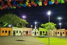João Pessoa celebra 440 anos com festa grandiosa na orla, show de Roberto Carlos, procissão religiosa e desfile de carros antigos. A programação cultural no Parque Solon de Lucena também chega ao fim, com shows e feira de cordel.