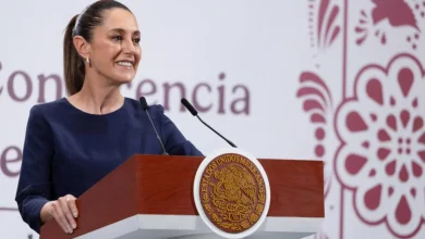 Presidente mexicana Sheinbaum apoia Maduro após aumento da recompensa americana para US$ 50 milhões por narcoterrorismo. Venezuela critica ação como "cortina de fumaça" enquanto Gil Pinto acusa EUA de manipulação.