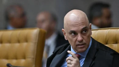 Deputado Nikolas Ferreira divulga "placar" sobre impeachment de Alexandre de Moraes no Senado. 34 senadores favoráveis, 19 contra e 28 indefinidos. Para a destituição, são necessários dois terços dos votos.