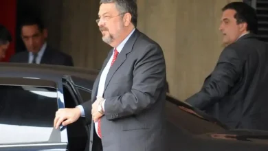 STF mantém anulação de processos contra ex-ministro da Fazenda Antonio Palocci na Lava Jato. Decisão da Segunda Turma reforça a parcialidade do ex-juiz Moro. Acordo de delação de Palocci se mantém.