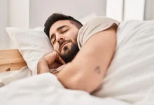 Cansado das férias? Descubra o Turismo do Sono, a nova tendência em viagens que prioriza o descanso e a qualidade do sono. Destinos relaxantes, terapias e ambientes acolhedores para você recarregar as energias.