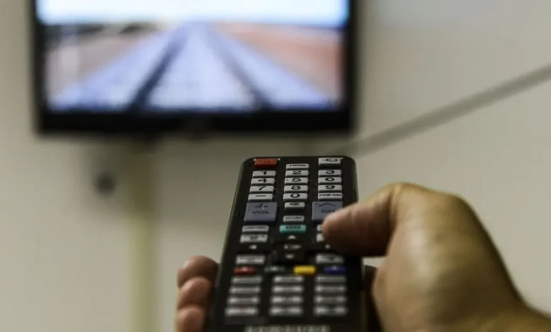 Plataforma de streaming gratuita Siará+ lança catálogo com obras cearenses. Descubra curtas e longas de ficção, animações, documentários e videoclipes de talentos locais. Acesse: siaramais.cultura.ce.gov.br