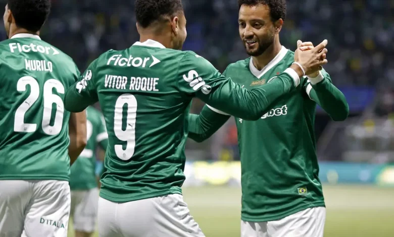 Palmeiras, Atlético-MG e Brasil em busca de vitórias importantes 1 Palmeiras busca vaga nas semifinais da Libertadores contra o River Plate no Monumental. Atlético-MG enfrenta o Bolívar na Sul-Americana. Brasil joga contra a Sérvia no Mundial de Vôlei Masculino.