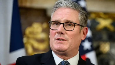 UK, Canada and Australia recognize Palestinian state, intensifying diplomatic pressure on Israel amidst escalating Gaza conflict and calls for a two-state solution.