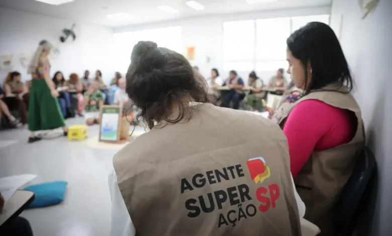 SuperAção SP chega a Paulínia com apoio para famílias em situação de vulnerabilidade 1 A partir de 29 de agosto, Paulínia recebe a SuperAção SP, iniciativa para famílias em situação de vulnerabilidade. Profissionais irão realizar visitas domiciliares e acompanhamento individualizado, oferecendo suporte e recursos.