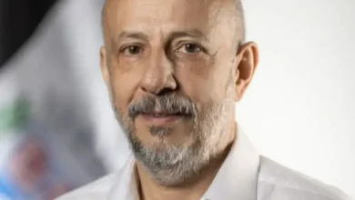Ex-delegado geral de São Paulo, Ruy Ferraz Fontes, foi assassinado na Praia Grande. A ação violenta, com características de planejamento e coordenação, chocou a comunidade policial e o público. A Polícia investiga o caso.