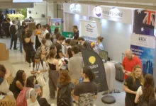 FEA-USP sedia a Feira de Intercâmbio nos dias 23 e 24 de setembro. Conheça universidades e agências estrangeiras, explore programas de intercâmbio, bolsas de estudo e oportunidades de pesquisa. Expanda seus horizontes e construa um futuro internacional!