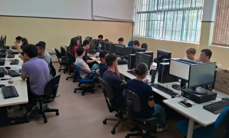 Maratona de Programação das Etecs - Fase de Esquenta 1 Prepare-se para a Maratona de Programação das Etecs! Inscrições abertas para a fase de "esquenta" até quarta (10). Teste suas habilidades, colabore com sua equipe e conquiste o desafio oficial.