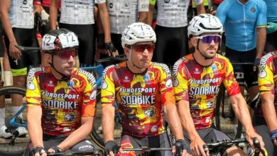 Ciclistas internacionais se preparam para a largada da Volta Ciclística Internacional, que atravessará São Paulo com um percurso desafiador conectando diversas cidades. A prova promete espetáculo de técnica e resistência em paisagens diversificadas.