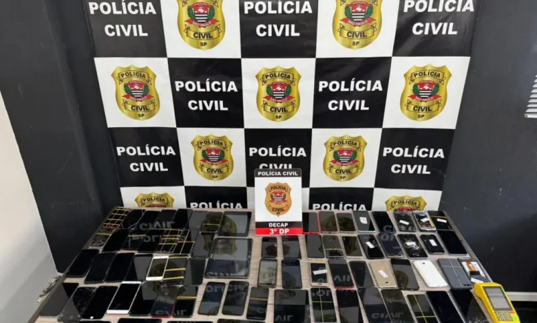 700 Alertas para Celulares Roubados em SP a partir de terça-feira 1 700 alertas para celulares roubados serão enviados em SP a partir de terça-feira. O programa SP Mobile busca auxiliar na recuperação de dispositivos e aumentar a segurança dos cidadãos com diligências da Polícia Civil.