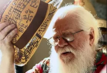 Compositor e multi-instrumentista Hermeto Pascoal faleceu aos 89 anos. Deixou legado musical inesquecível, transitando por diversos gêneros e integrando sons da natureza à música erudita e popular.