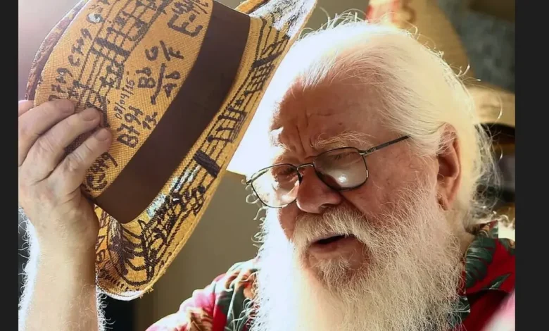 Compositor e multi-instrumentista Hermeto Pascoal faleceu aos 89 anos. Deixou legado musical inesquecível, transitando por diversos gêneros e integrando sons da natureza à música erudita e popular.