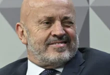 Ministro do STF mantém prisão preventiva de 'Careca do INSS' e Maurício Camisotti por riscos de fuga e influência política no caso de desvios em benefícios do INSS. Julgamento se estende até 3 de outubro.