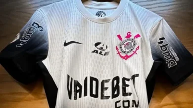 CPI das Apostas exige acesso a inquérito sobre contrato do Corinthians com empresa de apostas. Polêmica surge com possível venda de atleta e baixo valor para o clube. Investigação busca transparência nas negociações e influência do setor de apostas no futebol brasileiro.