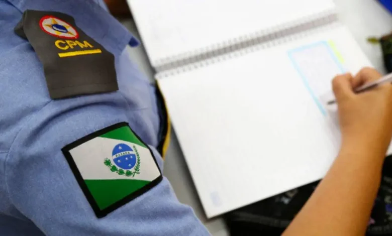 Cotas em colégios militares: polêmica e recurso judicial 1 Decisão judicial sobre cotas em colégios militares ainda está em recurso. Governo federal publicou portaria com as cotas para 2026, gerando polêmica. Advogados argumentam que a decisão ignora leis específicas e pode prejudicar o padrão de excelência dos colégios.