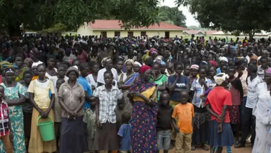 Deslizamento de terra no Sudão deixa mais de mil mortos e agrava crise humanitária em meio à guerra civil. ONU apela por ajuda urgente para vítimas em Darfur do Sul. Necessidades incluem água, saneamento, abrigos e itens básicos.