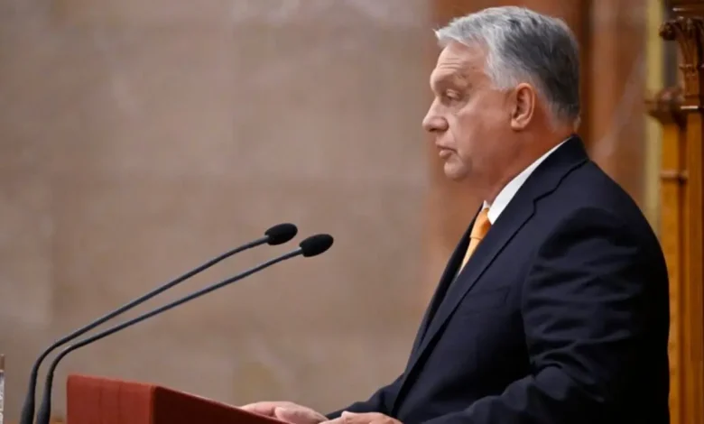 Hungria se recusa a cortar importações de petróleo e gás da Rússia, mesmo sob pressão de Trump. Orbán argumenta que a suspensão causaria impacto devastador na economia e sociedade.