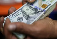 Presidente Lula mantém conversa "surpreendentemente boa" com Donald Trump, impactando mercado financeiro com reação positiva nos preços das ações.