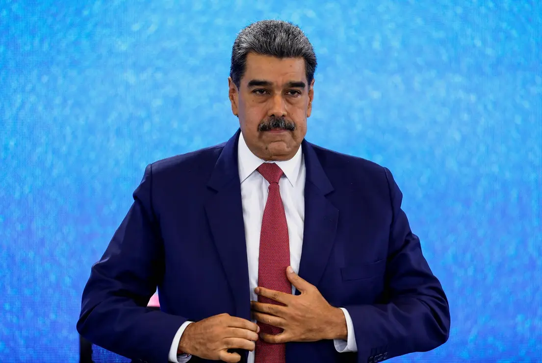 Venezuela Afirma Ter Detido Mercenários Ligados à CIA 14 Venezuela afirma ter detido mercenários ligados à CIA, reacendendo tensão com os EUA, que reagiram com preocupação a um decreto de comocação externa assinado por Maduro.