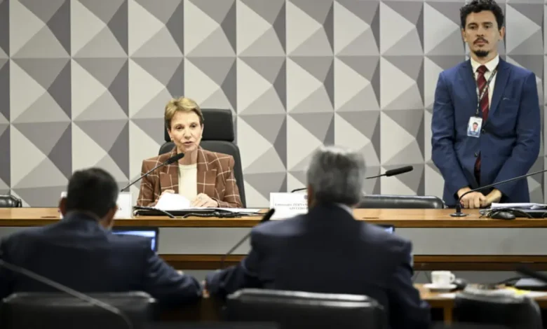 Criação do Grupo Brasil-Rússia pelo Senado: Uma Iniciativa de Fortalecimento da Diplomacia Parlamentar 1 Criação do grupo Brasil-Rússia pelo Senado: uma iniciativa que visa fortalecer a diplomacia parlamentar entre os dois países, apesar das divergências sobre a invasão da Ucrânia.