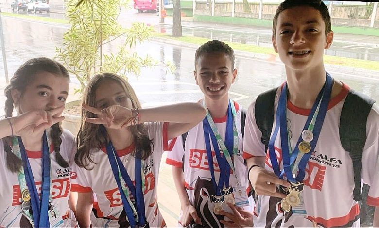 Equipe de Robótica de Paraguaçu Conquista Prêmio Nacional em Vitória com Projeto Artístico 1 565690061 665657376613904 1100148560128696446 n